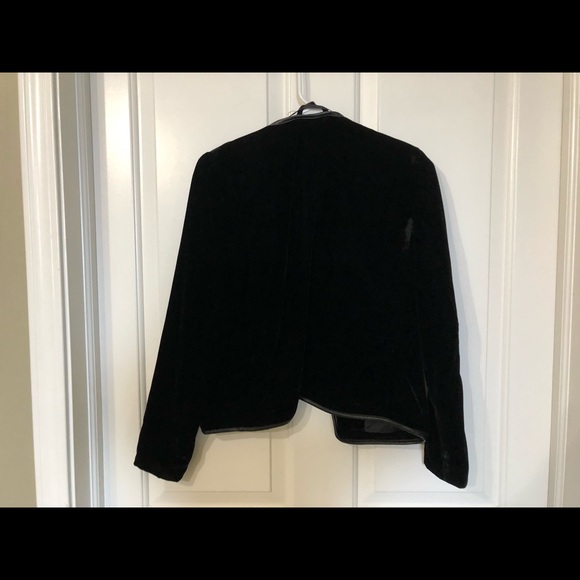 H&M NWOT Women Suede Open Blazer padded Shoulder with no collar Size 6 - Picture 6 of 6